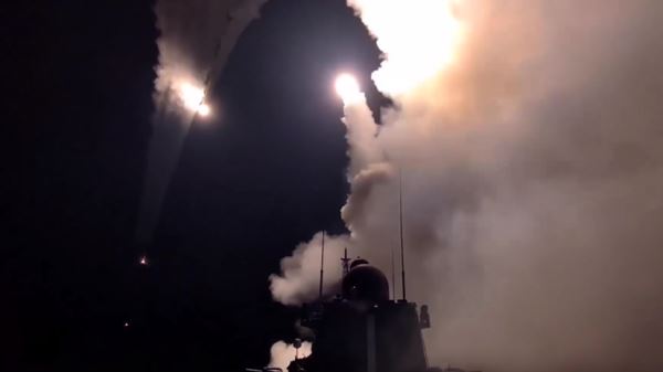 Высокоточным оружием морского базирования: в МО РФ заявили об ударе по местам хранения боеприпасов ВСУ